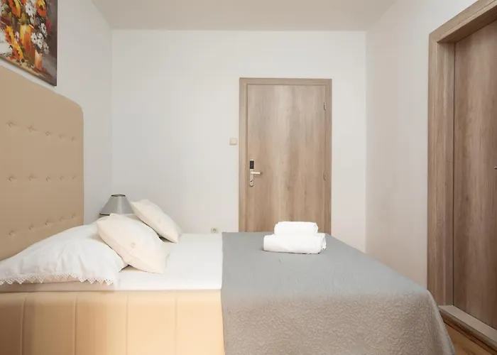 Petrovic Διαμέρισμα *