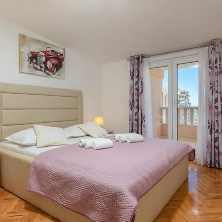 Appartement Petrovic Makarska